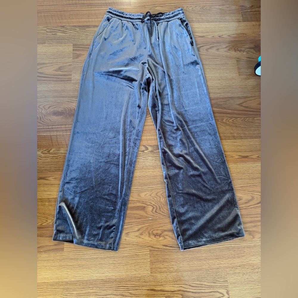 GAP Velour Medium Lounge Pants in Brown